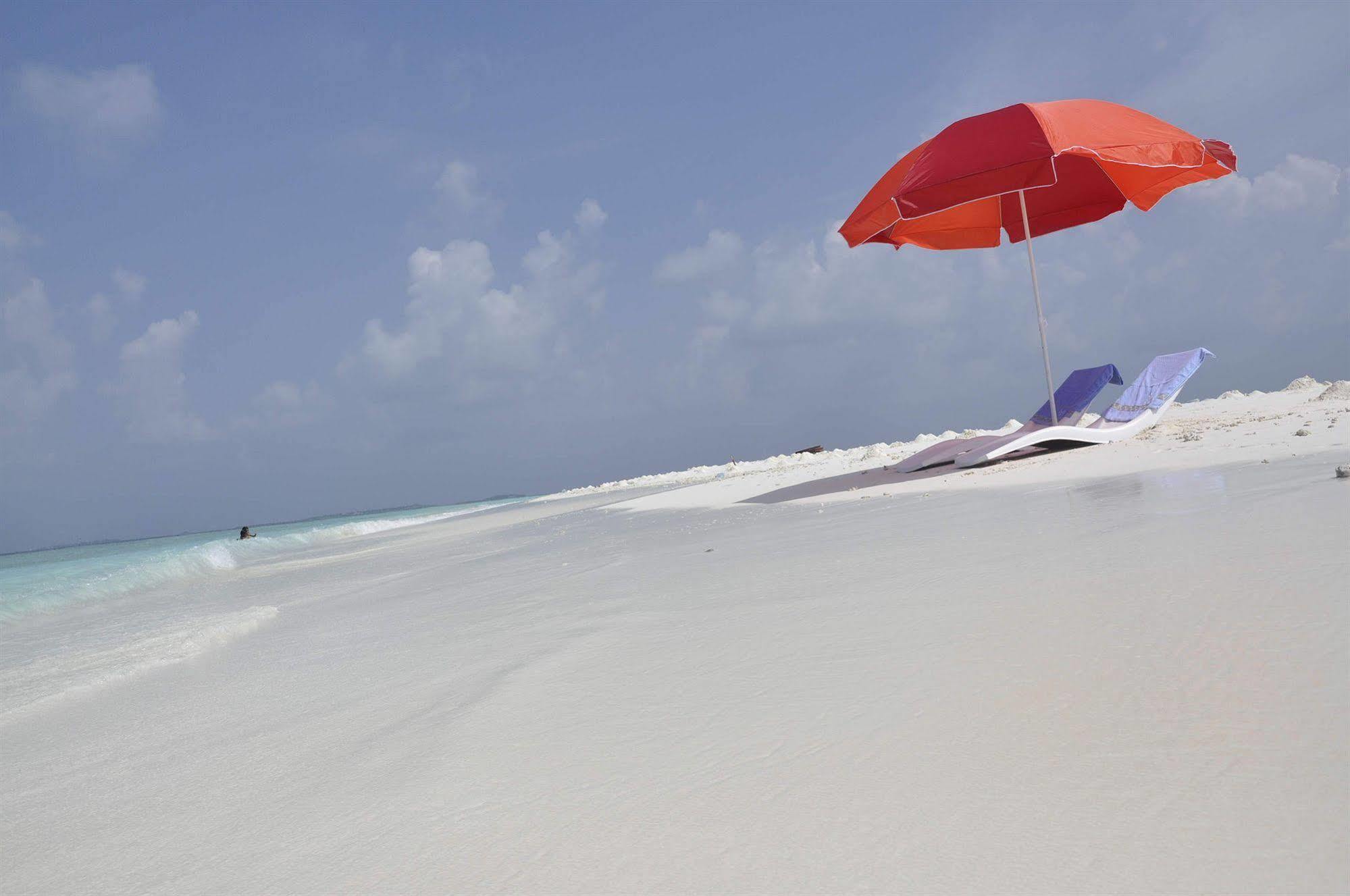 Arena Lodge Sky Maafushi Eksteriør billede